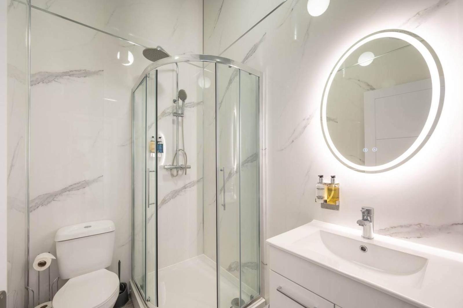 Stylish Comfort In London Финчли Экстерьер фото